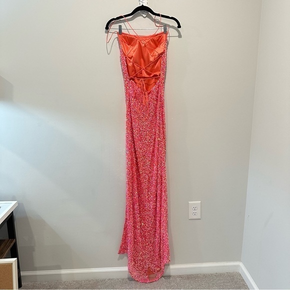 Lauren Ashley Mother’s Spring 2022 Prom Dress - Picture 11 of 12